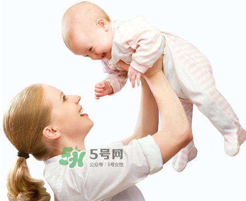 三伏天坐月子可以出門嗎？坐月子多久可以出門？