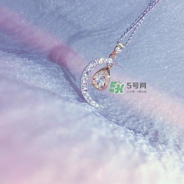 施華洛世奇月亮項(xiàng)鏈多少錢(qián)_專(zhuān)柜價(jià)格