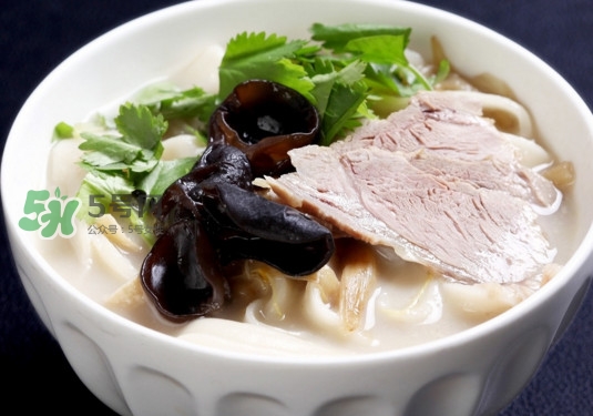 燴面是哪里的特產(chǎn)？燴面是酸性還是堿性