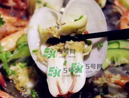 花蛤沒開口能吃嗎？花蛤不張嘴是不是死了？