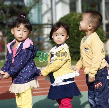 上幼兒園前應(yīng)該學(xué)會什么？上幼兒園前要學(xué)會什么？