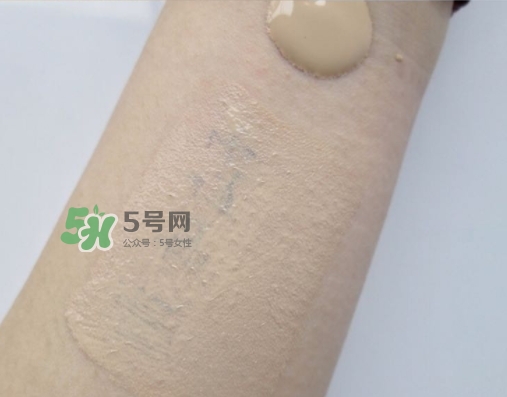 mac小滴管粉底液怎么用？mac滴管粉底液使用心得
