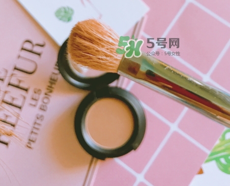 mac焦點小眼影怎么樣？mac時尚焦點小眼影好用嗎