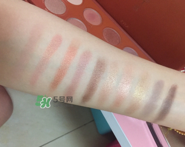 zoeva玫瑰金眼影盤怎么畫？zoeva rose golden畫法教程