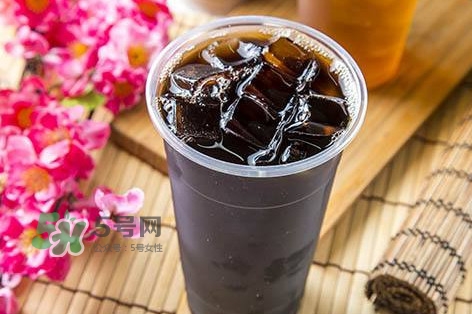 仙草凍是什么？仙草粉怎么煮成仙草凍