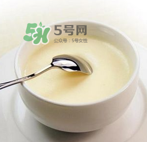 牛初乳粉什么時候吃最好？牛初乳粉的吃法是怎么樣的？