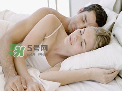 安全套越薄越好嗎？超薄避孕套會破嗎？