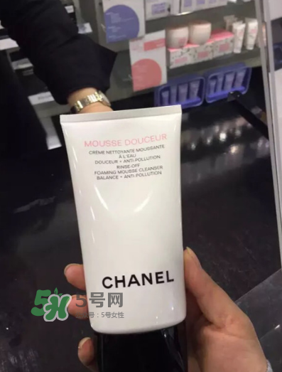 香奈兒山茶花洗面奶好用嗎？香奈兒山茶花洗面奶怎么樣？