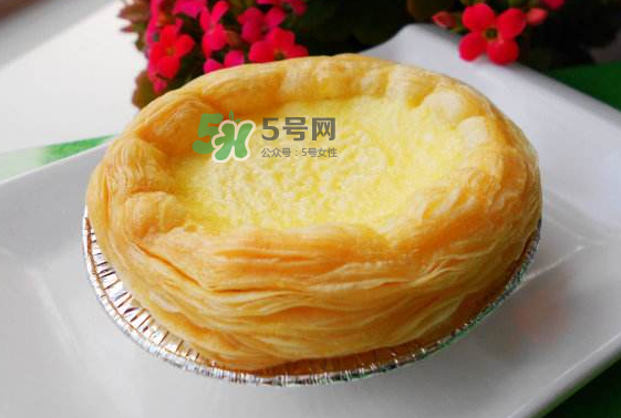 烤蛋撻烤箱預(yù)熱要多久？烤蛋撻用上火還是下火？