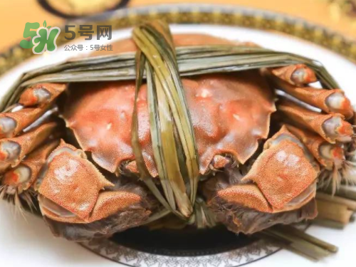 大閘蟹可以帶上飛機(jī)嗎？坐飛機(jī)可以帶大閘蟹嗎？