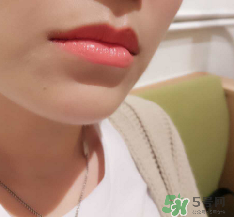 tf白管05是什么顏色？tom ford白管05適合黃皮嗎？