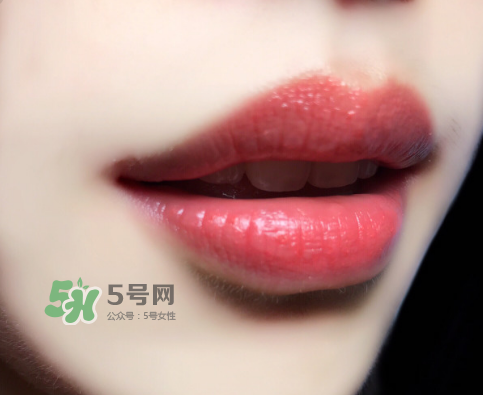 tf白管05是什么顏色？tom ford白管05適合黃皮嗎？