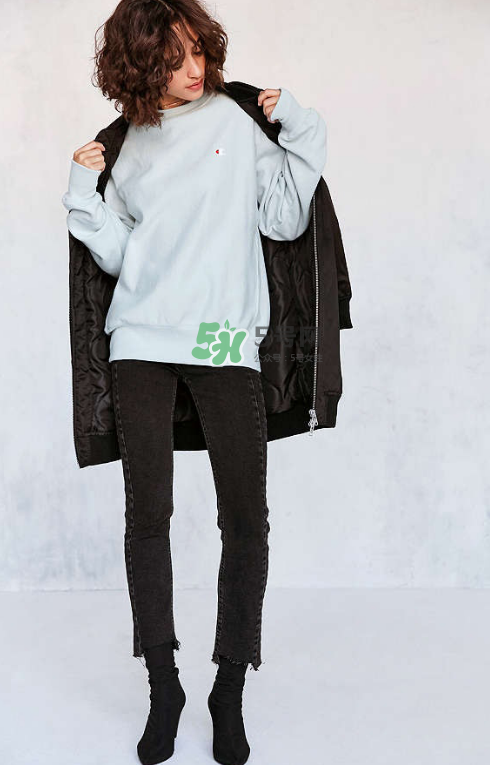 champion reverse weave套頭衫多少錢？champion糖果衛(wèi)衣價(jià)格