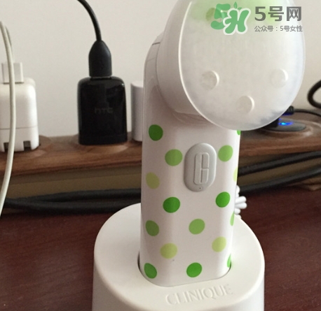倩碧聲波潔面儀怎么充電？倩碧潔面儀充電燈不亮