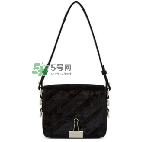 off white夾子包絲絨款多少錢？off white夾子包絲絨版專柜價(jià)格