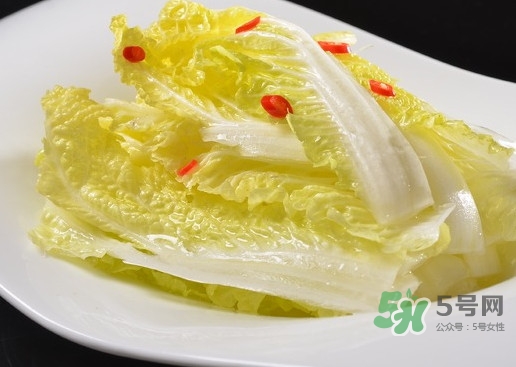 娃娃菜可以隔夜吃嗎？娃娃菜有黑點(diǎn)怎么回事