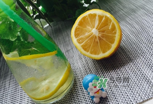 蘇打水有什么作用？喝蘇打水有什么好處