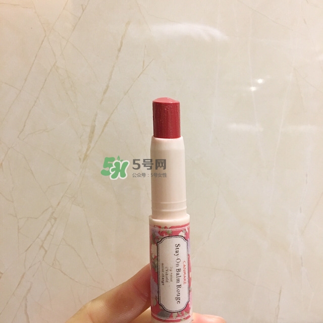 保濕口紅哪個牌子好？什么牌子的口紅保濕效果好