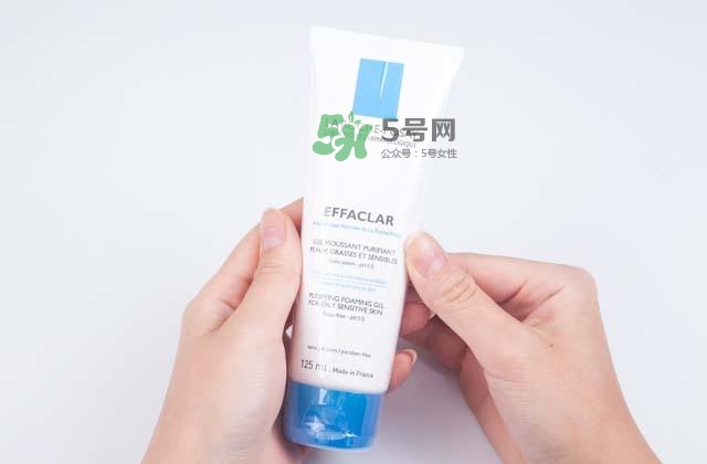 理膚泉凈膚控油潔面泡沫怎么樣？理膚泉潔面泡沫和啫喱