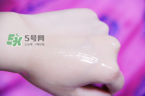 夢妝花萃凈白調(diào)理水怎么樣？夢妝花萃凈白調(diào)理水能補(bǔ)水嗎？