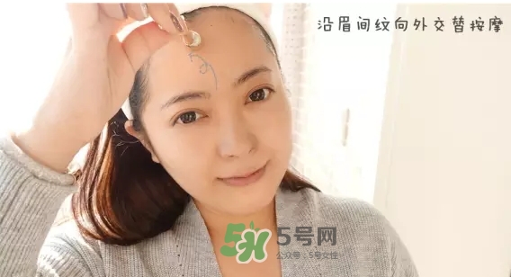 迪奧花蜜活顏絲悅眼霜怎么用？迪奧花蜜活顏眼霜用法