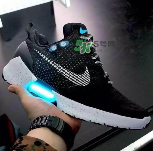 nike hyperadapt 1.0國內(nèi)什么時候發(fā)售？耐克自動系鞋帶鞋國內(nèi)發(fā)售時間