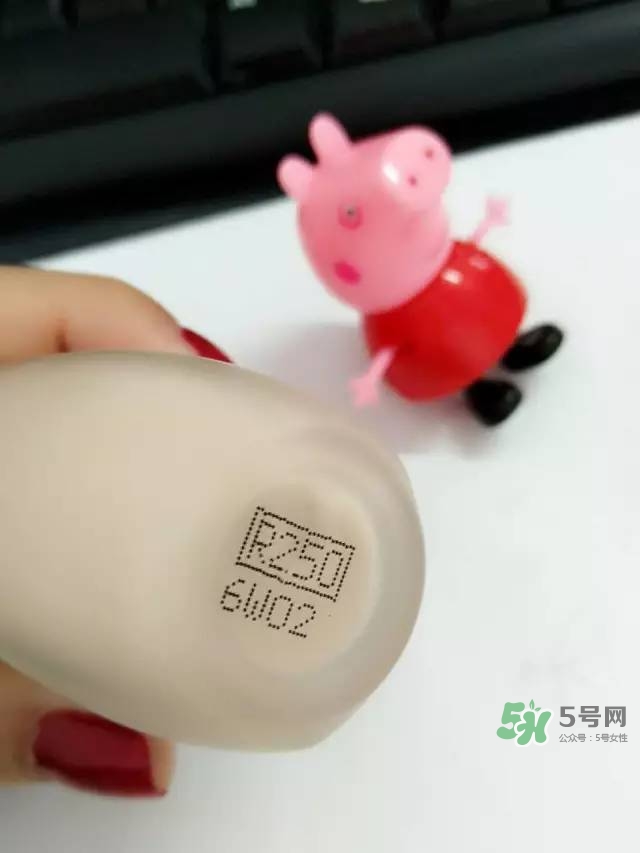 玫珂菲水粉霜怎么樣？玫珂菲全新雙用水粉霜好用嗎？