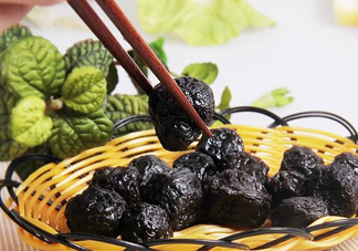 烏梅是中藥嗎？烏梅可以多吃嗎？