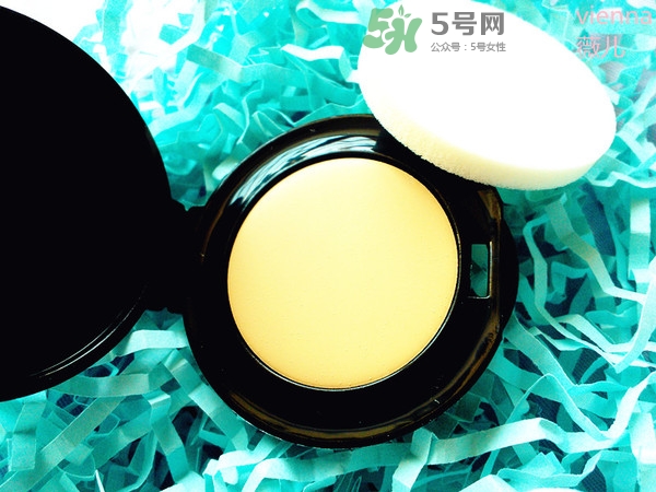 Bobbi Brown芭比波朗粉凝霜怎么樣？芭比波朗無(wú)感持妝粉凝霜好用嗎？