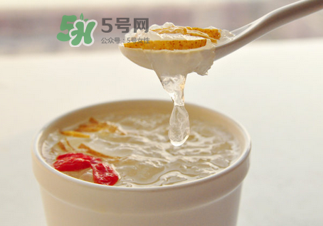 燕窩可以和桃膠一起燉嗎？燕窩燉桃膠的做法大全