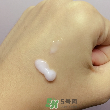 cerave pm乳可以白天用嗎？cerave pm乳白天用會(huì)變黑嗎