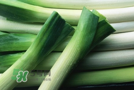 男人吃蔥壯陽(yáng)嗎？男人吃蔥有什么好處？