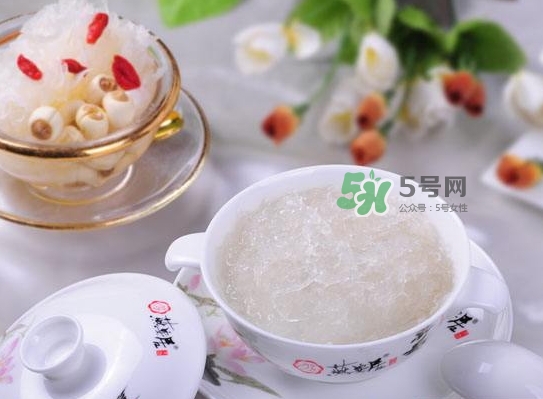 燕窩和銀耳可以一起燉嗎？燕窩和銀耳的口感區(qū)別