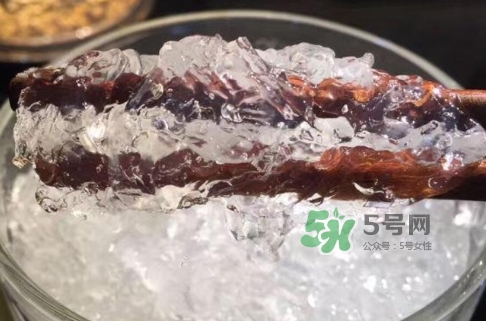 燕窩里面含有激素嗎？燕窩兒童吃了會不會性早熟？