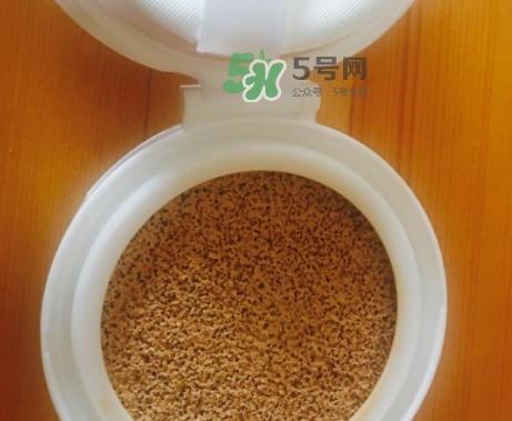 蘭蔻小粉盒氣墊多少錢？蘭蔻小粉盒氣墊專柜價格