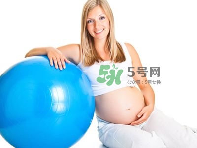 順產(chǎn)前做什么運(yùn)動(dòng)生得快？順產(chǎn)前吃什么有助分娩？