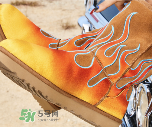 ugg與jeremy scott聯(lián)名上腳效果怎么樣_實物好看嗎？