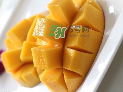 孕晚期能吃芒果嗎？孕晚期吃了很多芒果對(duì)胎兒好嗎？