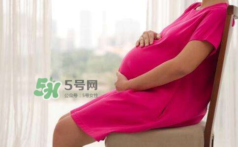 孕期尿頻什么時候開始？孕期尿頻特別嚴重