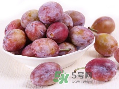 西梅一次多少合適？西梅一天吃幾個(gè)最好