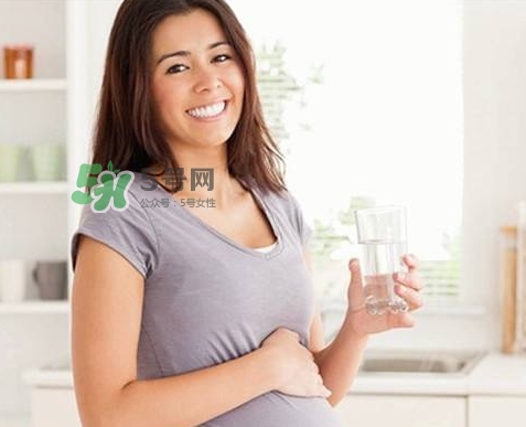 孕期為什么會水腫？孕期手腳腫怎么辦？