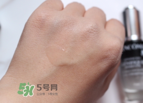 蘭蔻小黑瓶安瓶有效嗎？蘭蔻小黑瓶安瓶精華使用心得