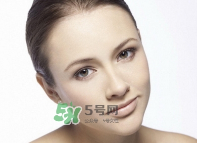 油性皮膚可以用橄欖油嗎？橄欖油擦臉有什么好處？