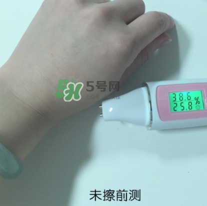 hr黑繃帶對痘痘有用嗎？赫蓮娜黑繃帶面霜使用心得