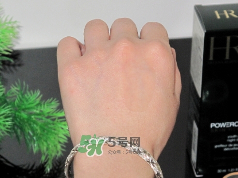 綠寶瓶和小棕瓶哪個(gè)好？綠寶瓶和小棕瓶對比