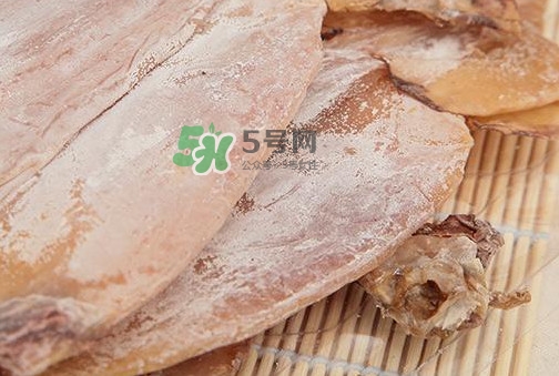 魷魚干能帶上飛機(jī)嗎？魷魚干可以放冰箱嗎