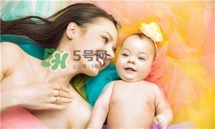 產后掉頭發(fā)很厲害怎么辦？產后掉頭發(fā)吃什么好？
