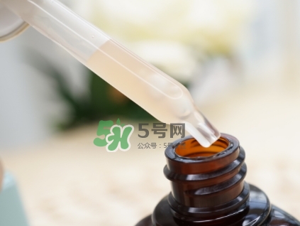 小棕瓶和紅腰子哪個(gè)好？小棕瓶和紅腰子對(duì)比