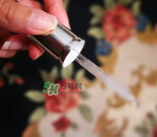 小黑瓶和紅腰子哪個(gè)好？小黑瓶和紅腰子哪個(gè)先用