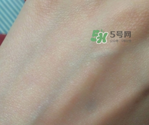 神仙水和小燈泡哪個(gè)好？神仙水和小燈泡使用順序